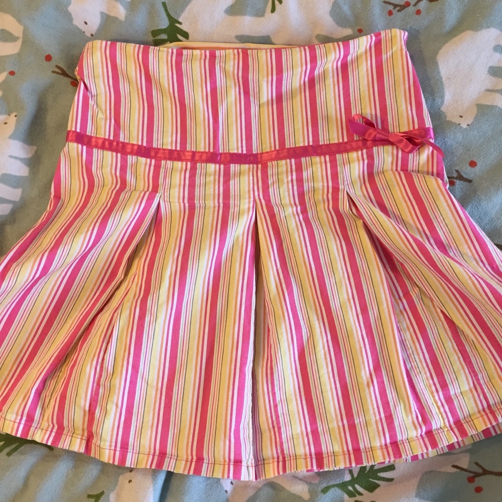 Girl’s skirt, size 14